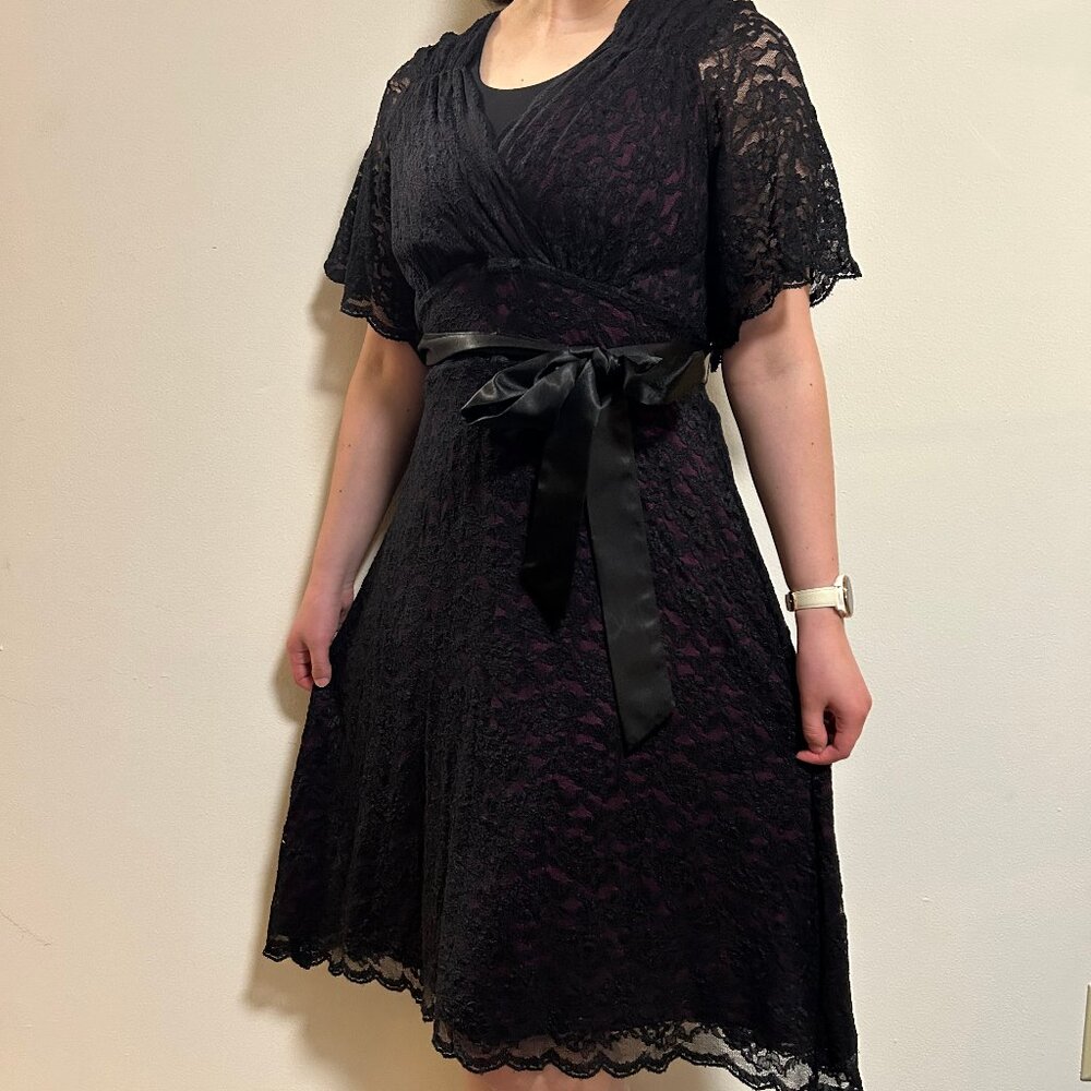 Whimsygoth Purple Black Lace Dress Black Satin Ribbon V Neck Sz S/M EUC